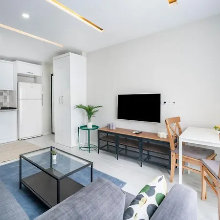 Fabulous Flat Near Beach In Muratpasa Апартаменты Анталья