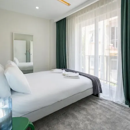 Fabulous Flat Near Beach In Muratpasa Apartment